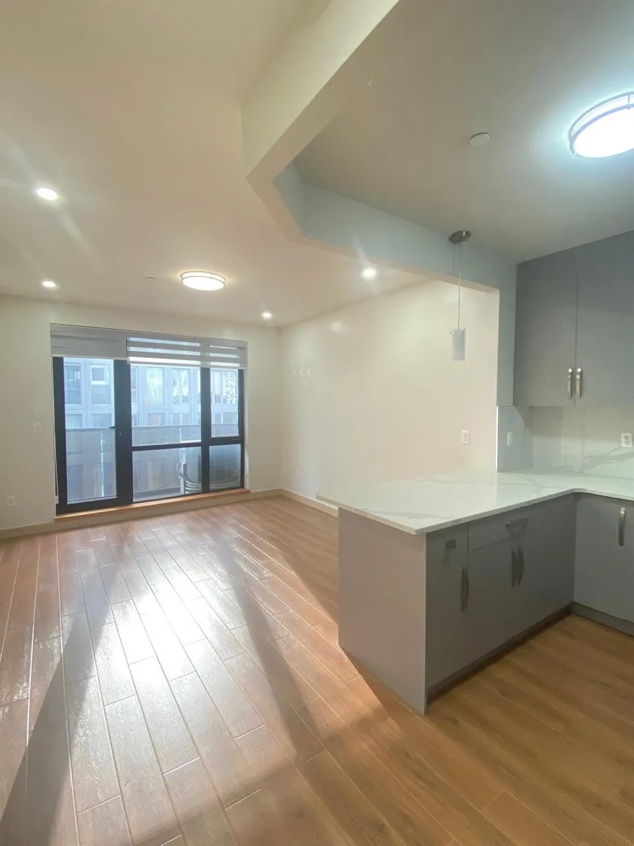 New York City Real Estate | View 42-22 Crescent Street, 8C | Listing