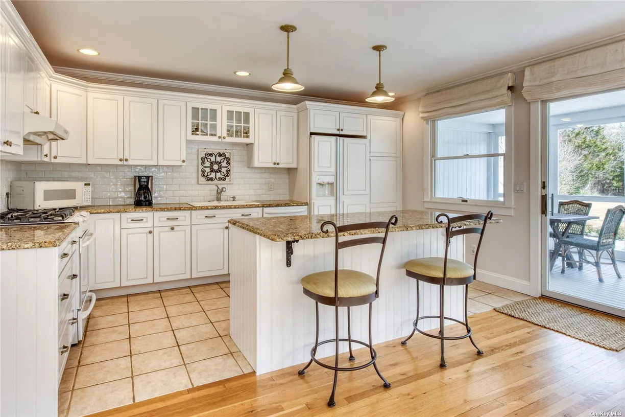 The Hamptons Real Estate | View 20 Apaucuck Point Road | Listing
