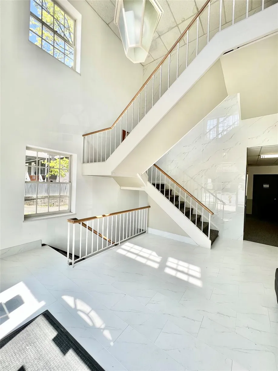 Westchester Real Estate | View 369 Ashford Avenue, 2M | Listing