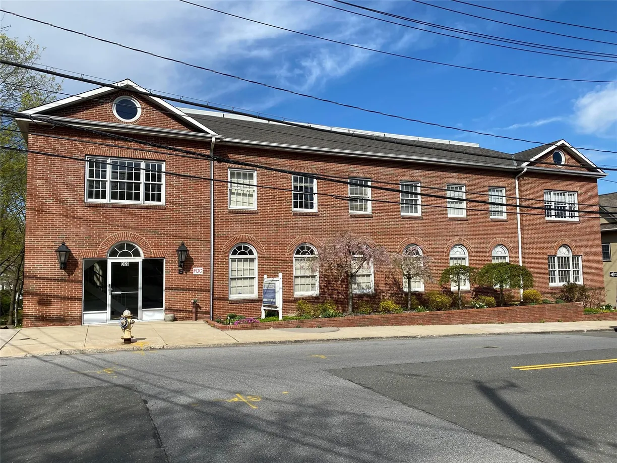 Westchester Real Estate | View 369 Ashford Avenue, 2M