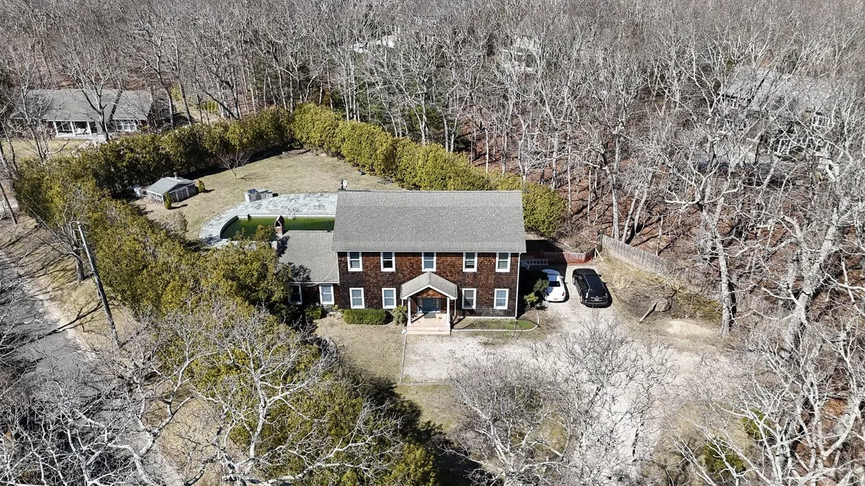 The Hamptons Real Estate | View 39 Washington Avenue | Listing
