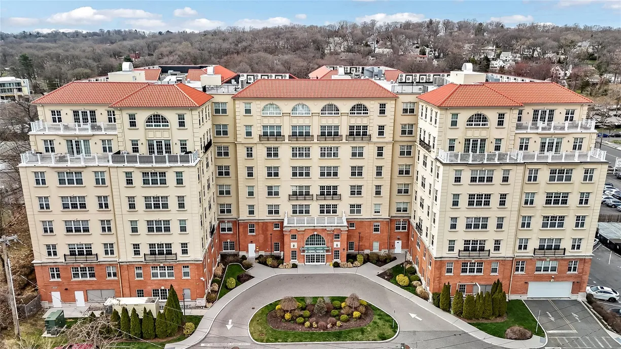 Westchester Real Estate | View 10 Byron Place, 512 | 1 Bed, 1 Bath