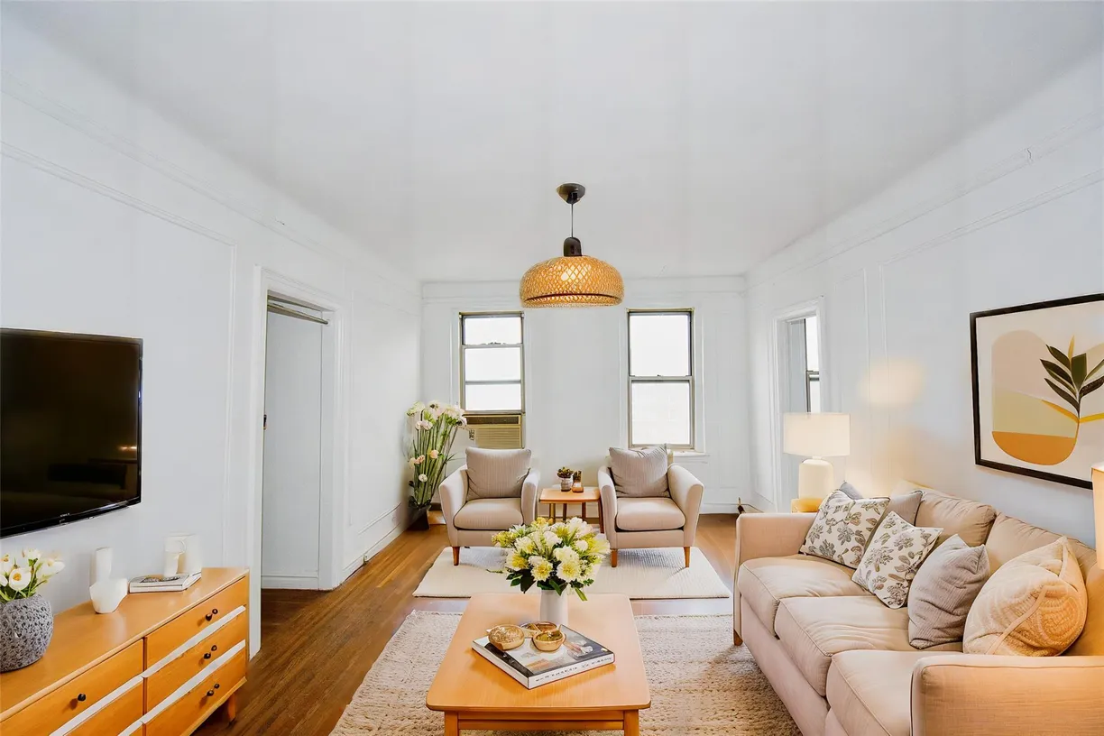 Westchester Real Estate | View 472 Gramatan Avenue, K4 | Listing