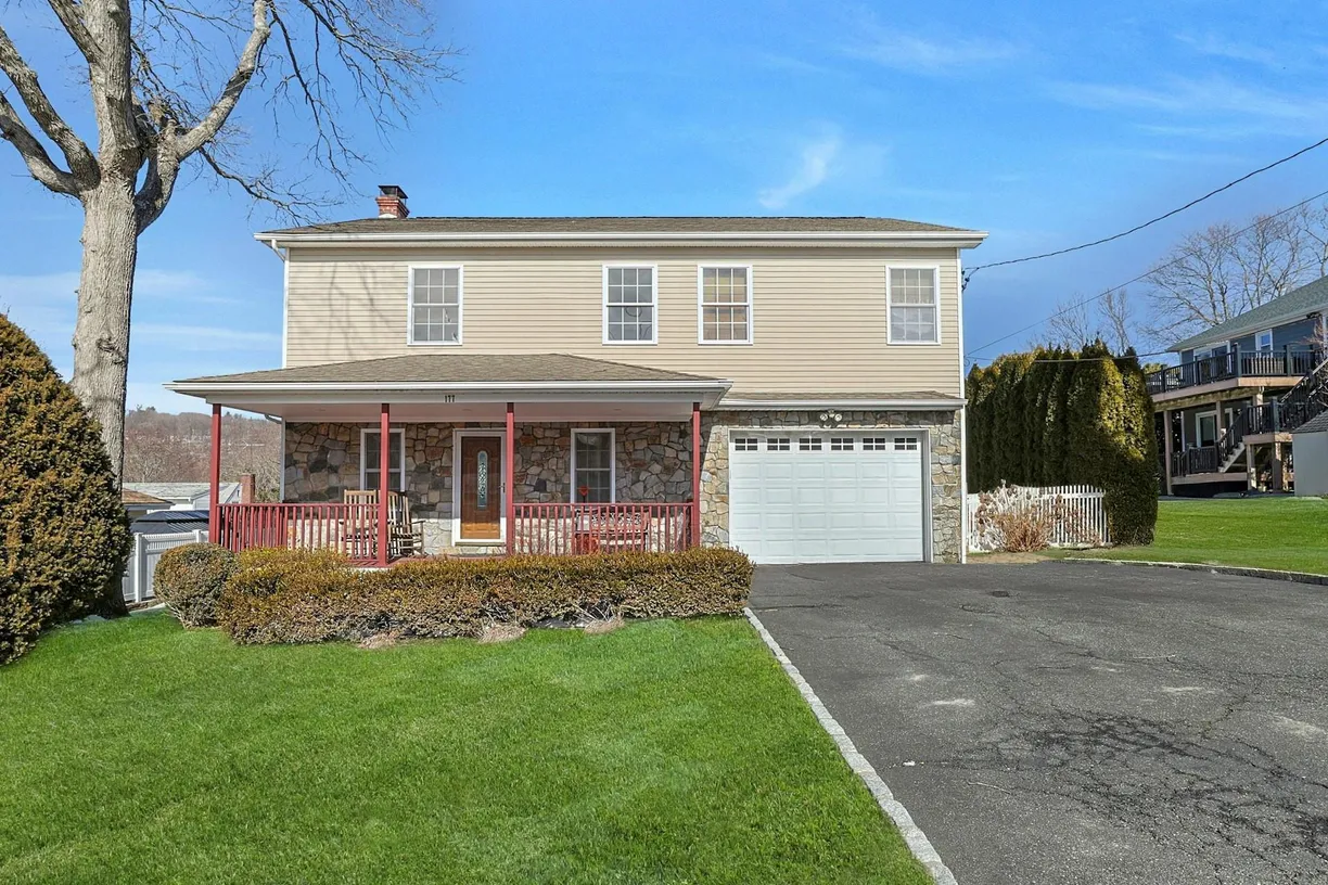 Westchester Real Estate | View 177 Weed Avenue | 4 Beds, 3 Baths