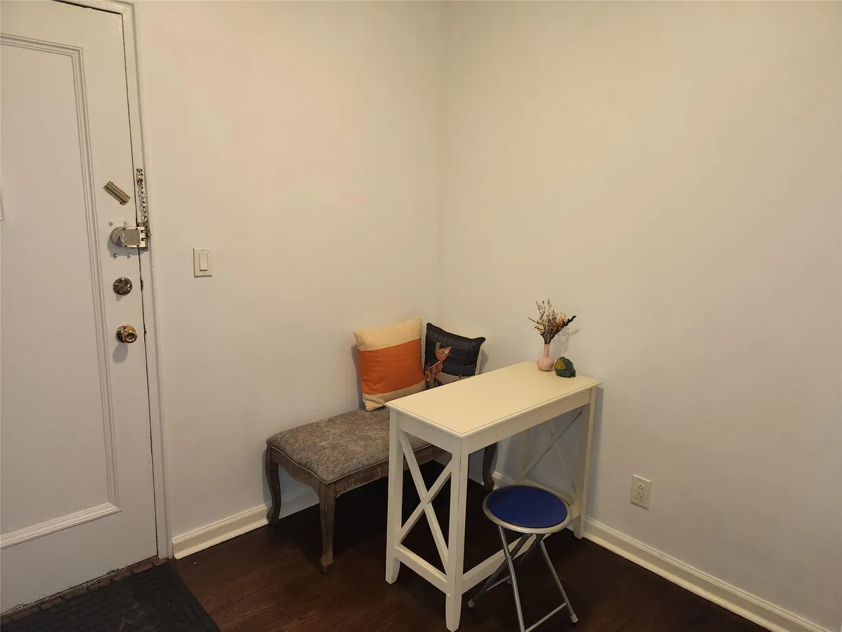 Westchester Real Estate | View 786 Bronx River Road, B26 | Listing