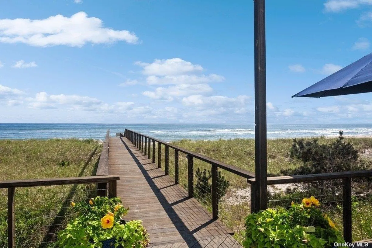 The Hamptons Real Estate | View 585 Dune Road, 1A | 1 Bath