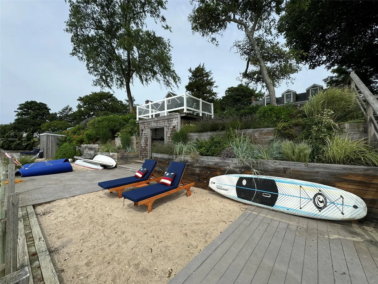 The Hamptons Real Estate | View 1429 Peconic Bay Boulevard | Listing