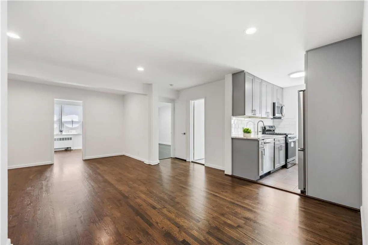Westchester Real Estate | View 154 Ravine Avenue, 1D | Listing