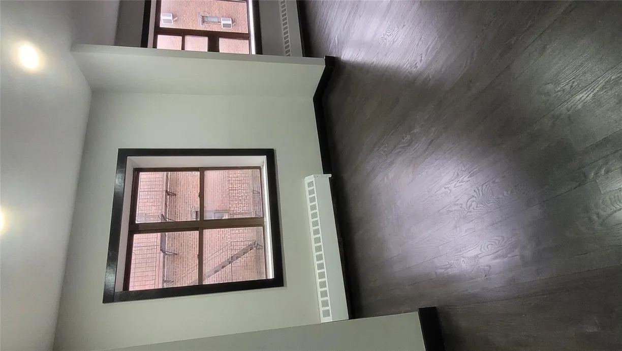Westchester Real Estate | View 35 Summit Avenue, 3H | Listing