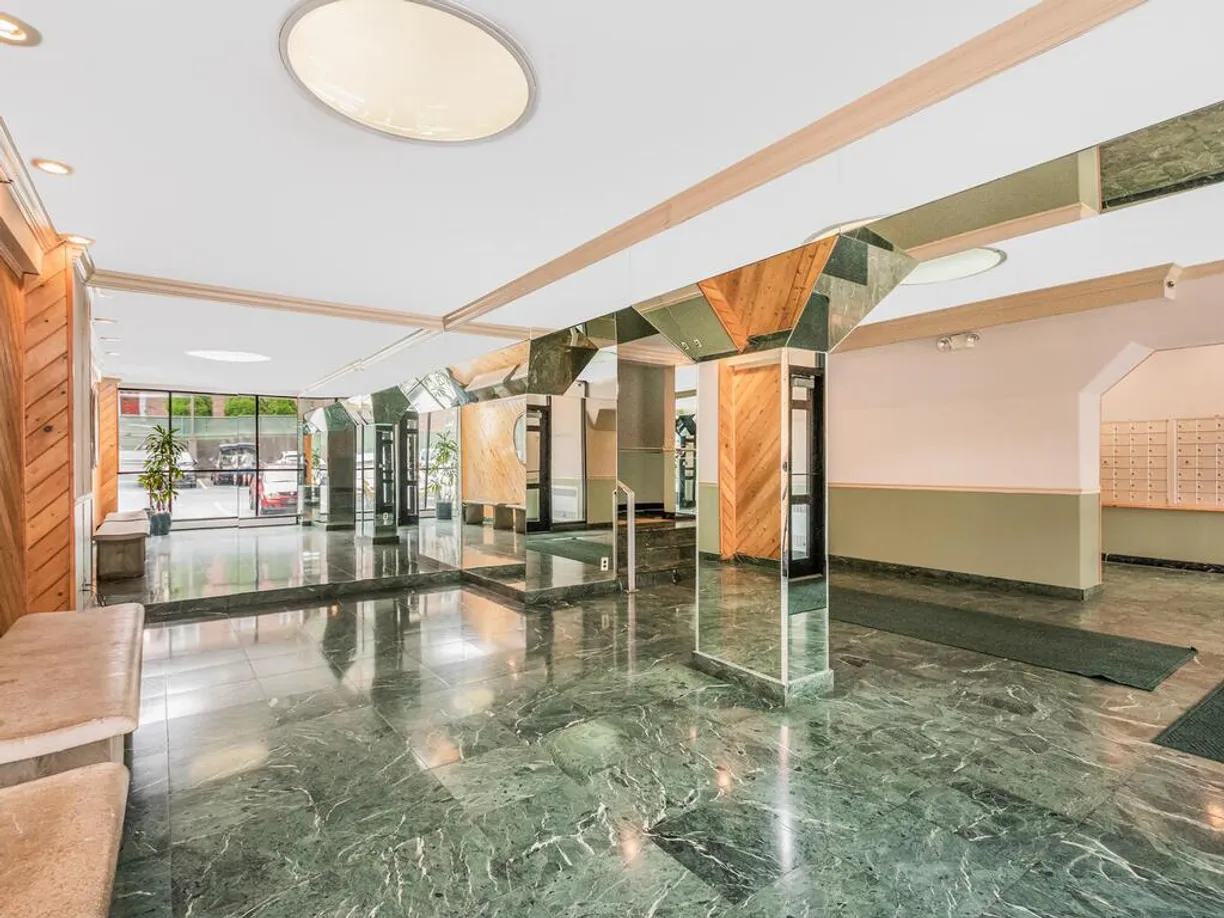 Westchester Real Estate | View 1523 Central Park Avenue, 17B | Listing