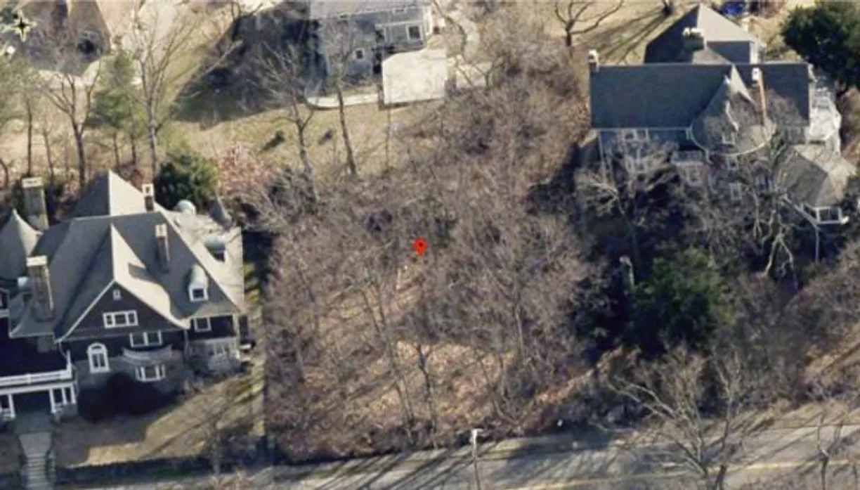 Westchester Real Estate | View 244 Van Cortlandt Park Avenue | Listing