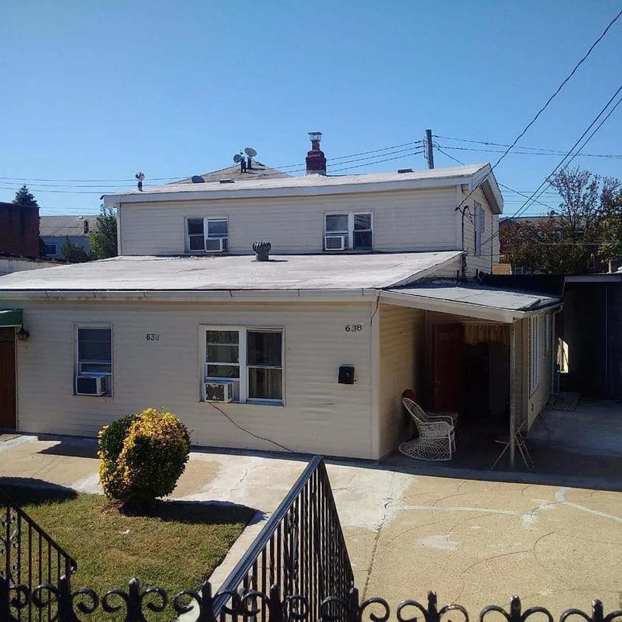 New York City Real Estate | View 638 E 87th Street, 2 | 3 Beds, 1 Bath