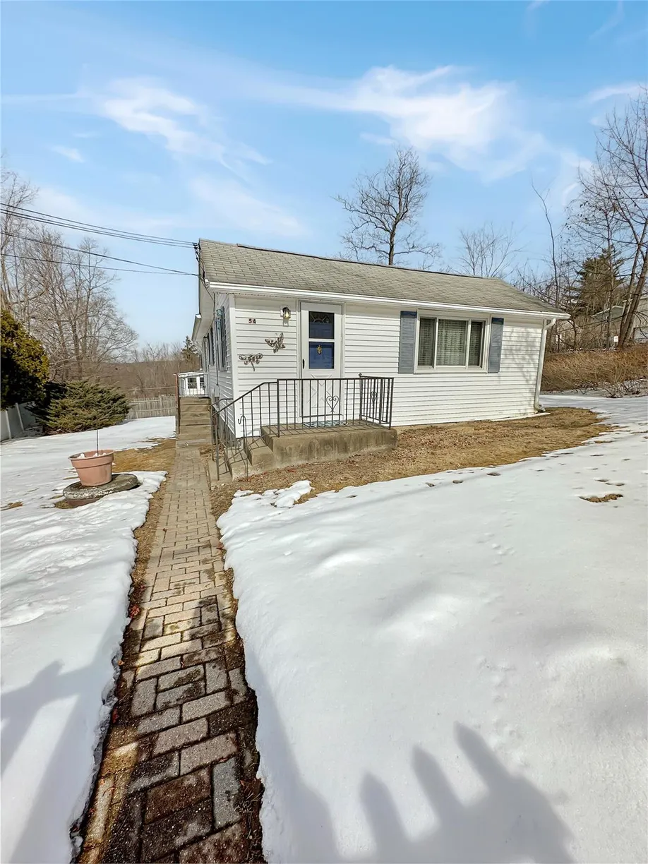 Hudson Valley Real Estate | View 54 Osceola Road | 2 Beds, 1 Bath