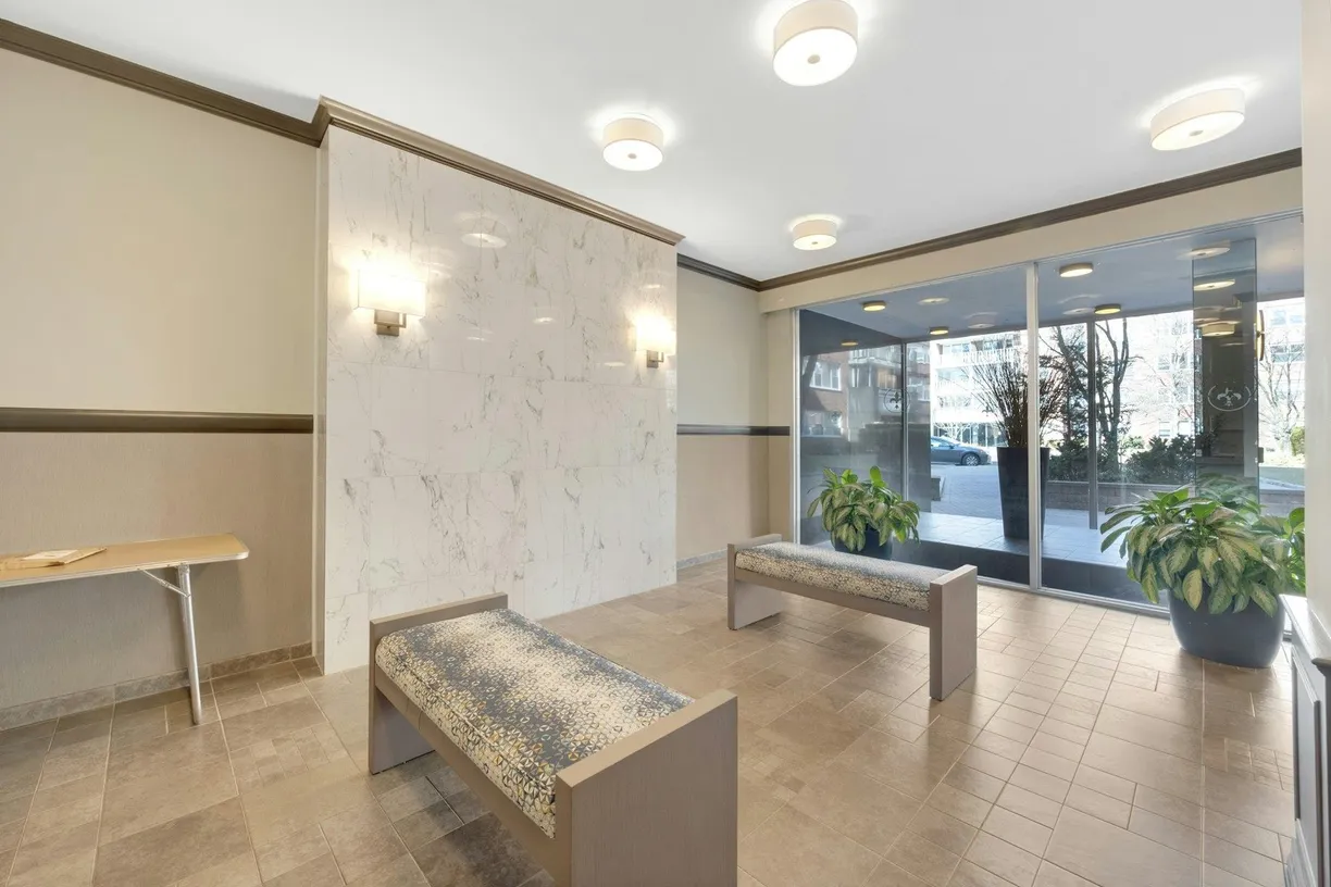 Westchester Real Estate | View 250 Garth Road, 1J3 | Listing