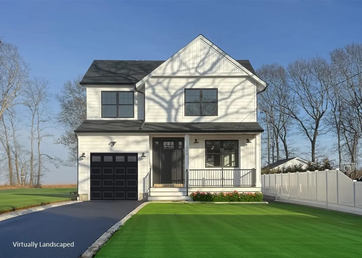 The Hamptons Real Estate | View 205 Pine Street | 4 Beds, 2 Baths