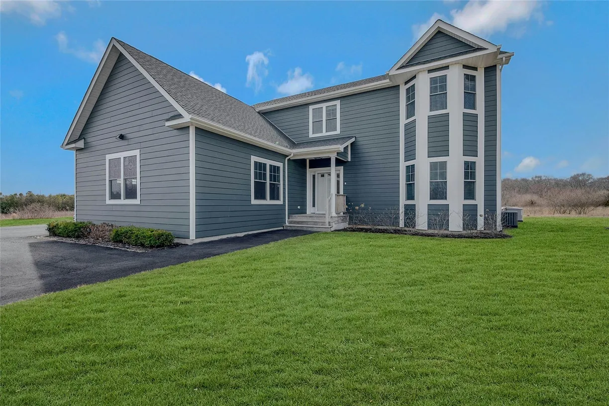 The Hamptons Real Estate | View 6805 Alvahs Lane | 4 Beds, 4 Baths