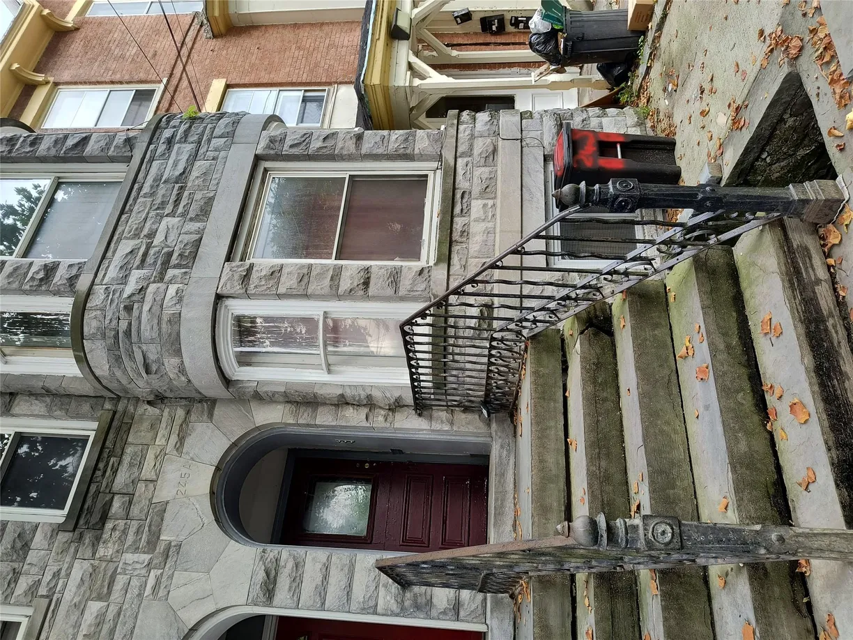 Rockland/Orange/NJ Real Estate | View 245A Grand | Listing