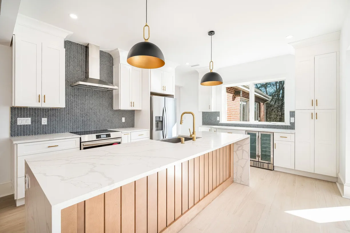 Westchester Real Estate | View 7 Elizabeth Place | 4 Beds, 3 Baths