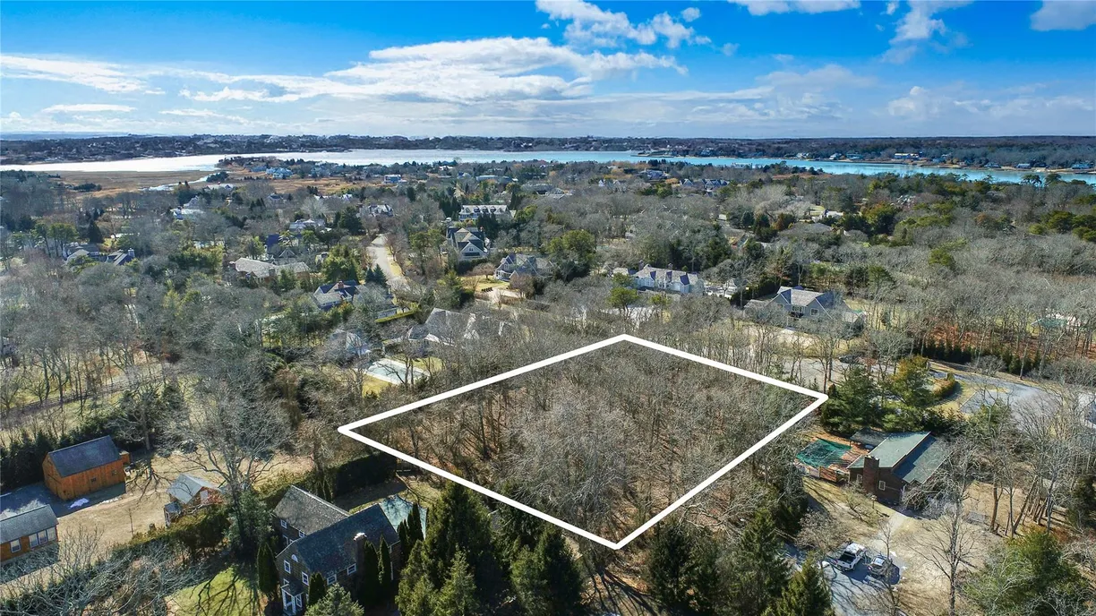 The Hamptons Real Estate | View 15 Pen Craig | Listing