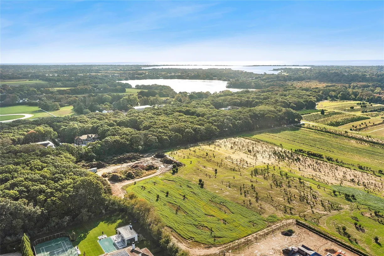 The Hamptons Real Estate | View 396 Seven Ponds Towd Road