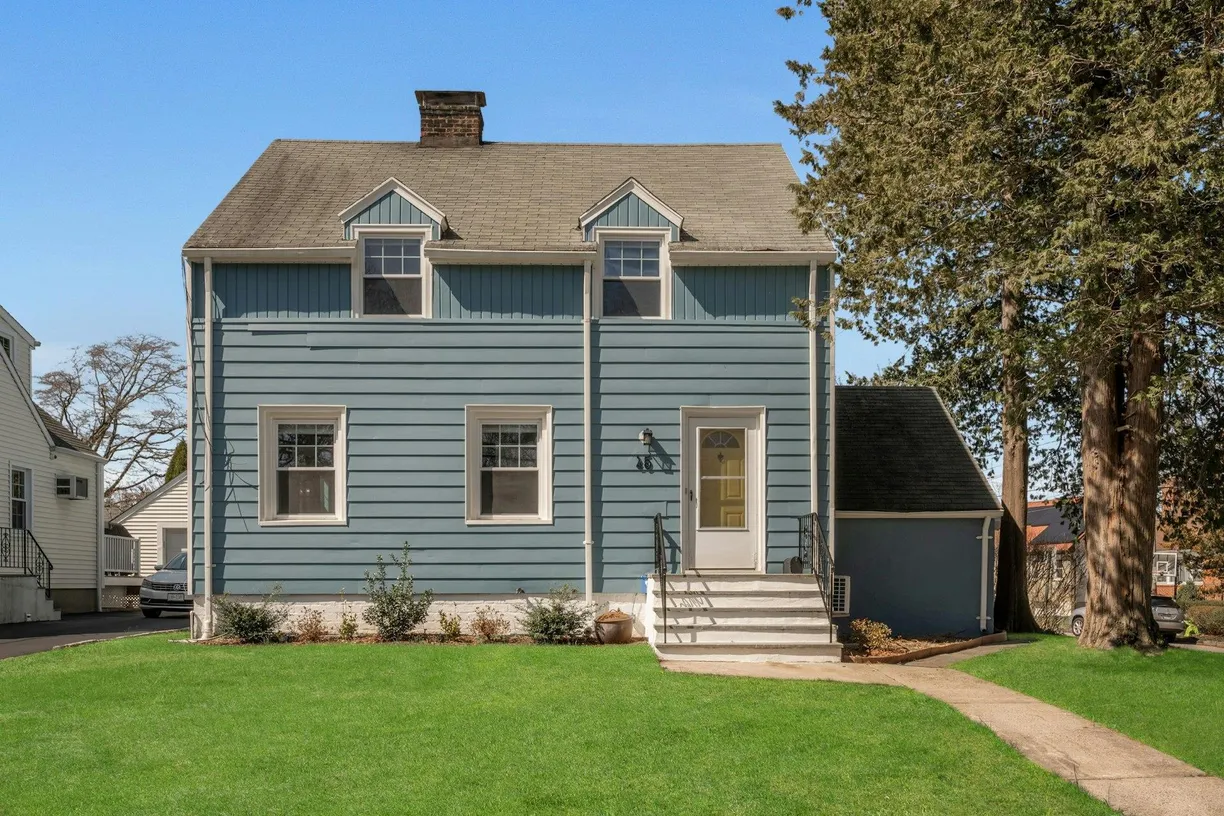 Westchester Real Estate | View 45 Thompson Avenue | 3 Beds, 1 Bath