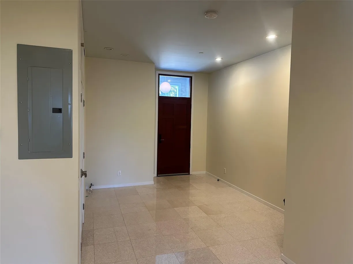 Westchester Real Estate | View 495 Warburton Avenue, 1 | Listing