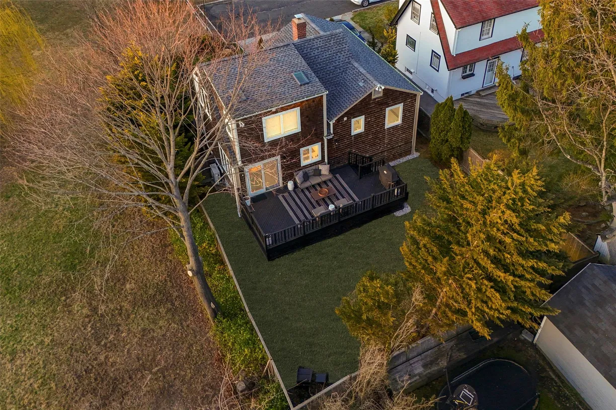 Westchester Real Estate | View 105 Willow Avenue | Listing