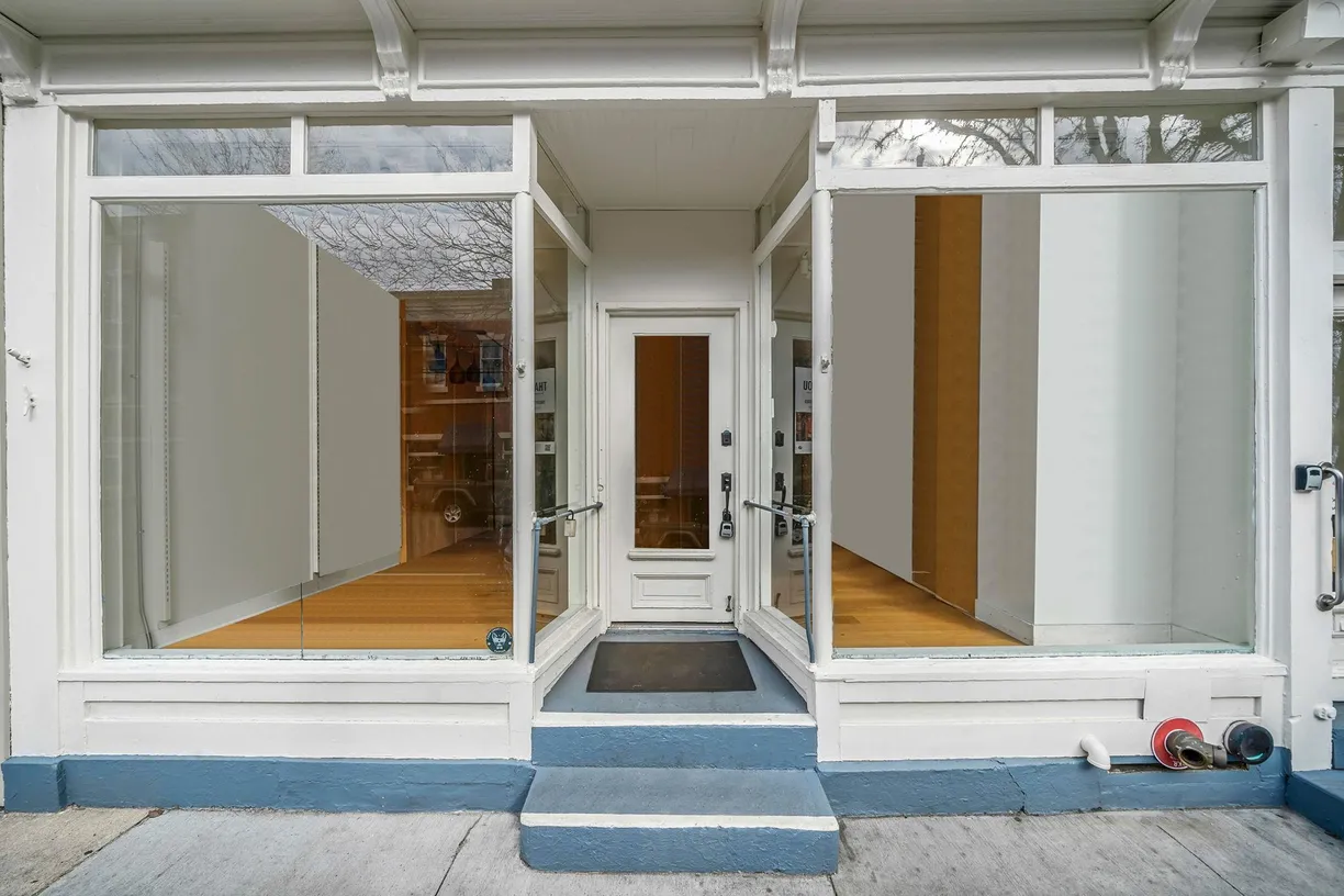 The Hamptons Real Estate | View 136-138 Main Street