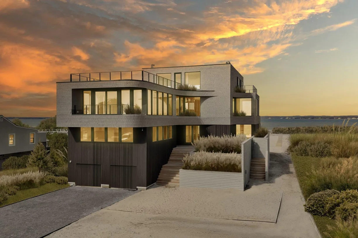 The Hamptons Real Estate | View 780 Dune Road | Listing