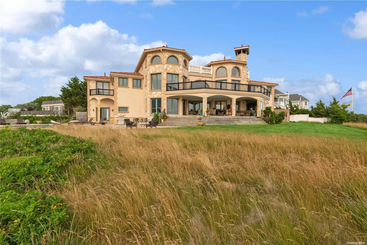 The Hamptons Real Estate | View 13 Seatuck Lane | Listing