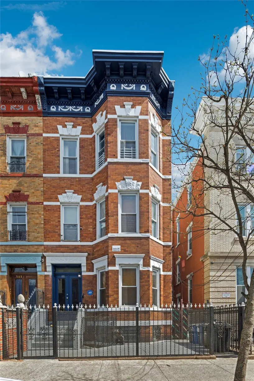 New York City Real Estate | View 185 Chestnut Street | 11 Beds, 3 Baths