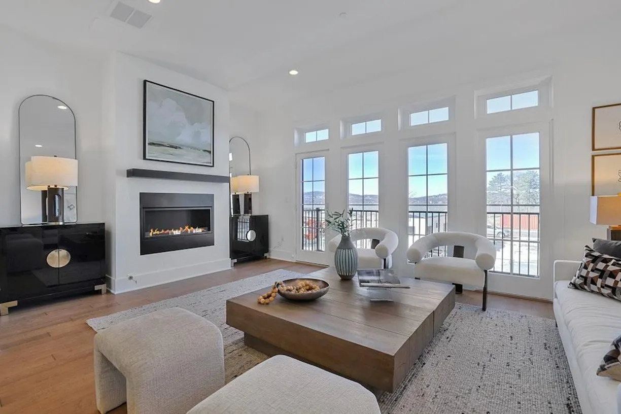 Westchester Real Estate | View 304 Palisades Boulevard, 90 | 5 Beds, 4 Baths