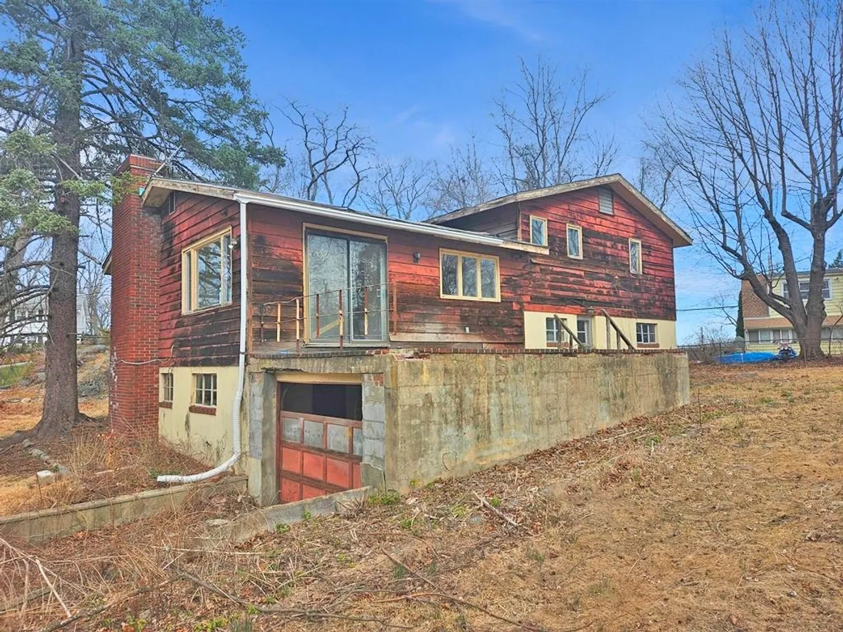 Westchester Real Estate | View 116 Juniper Hill Road | Listing