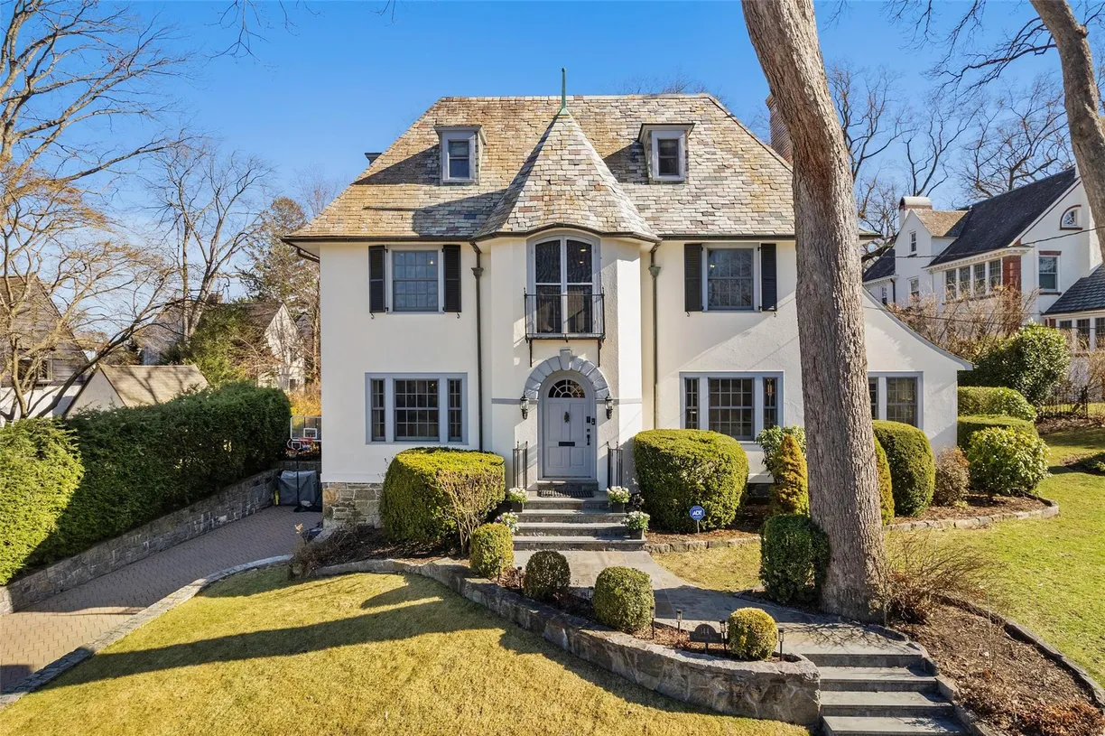 Westchester Real Estate | View 144 Dellwood Road | 5 Beds, 3 Baths