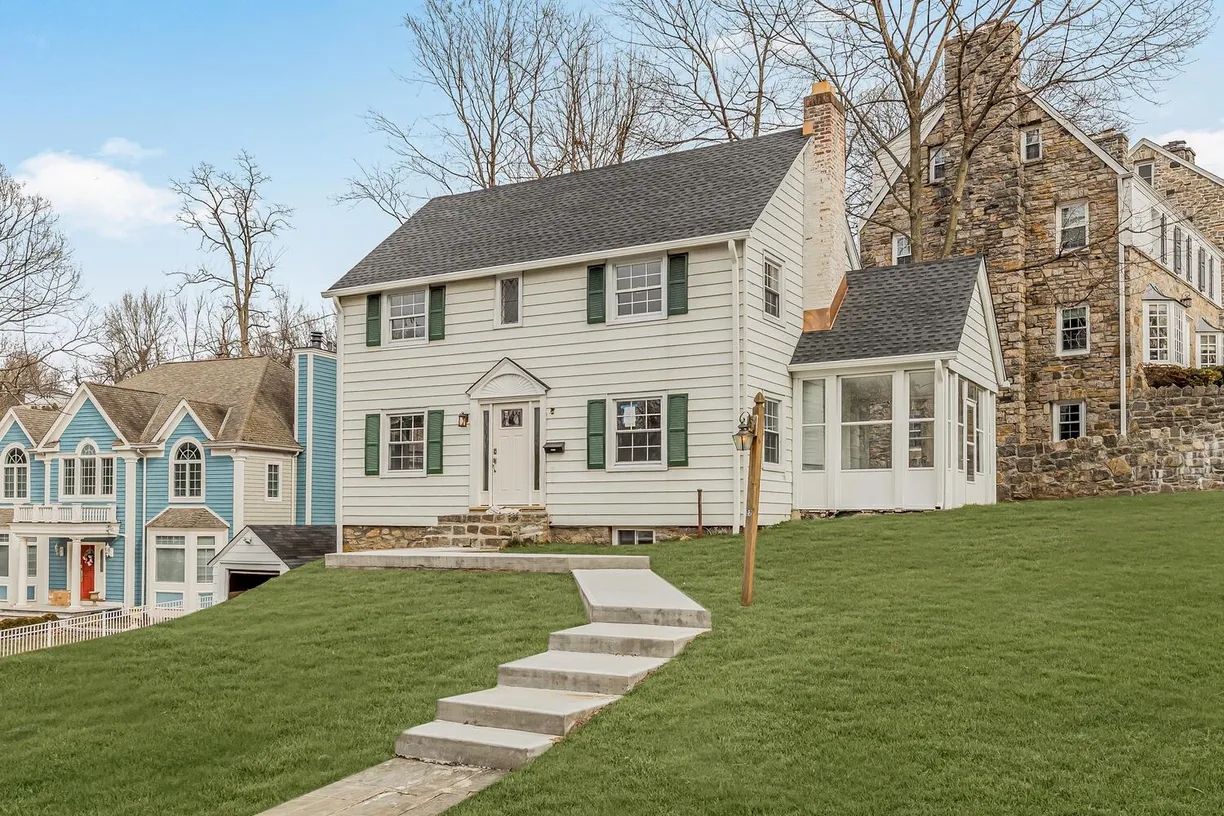Westchester Real Estate | View 28 Marwood Lane | Listing