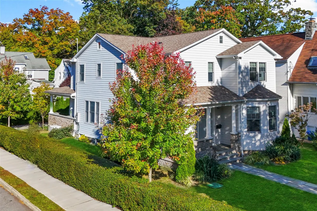 Westchester Real Estate | View 219 Larchmont Avenue | Listing
