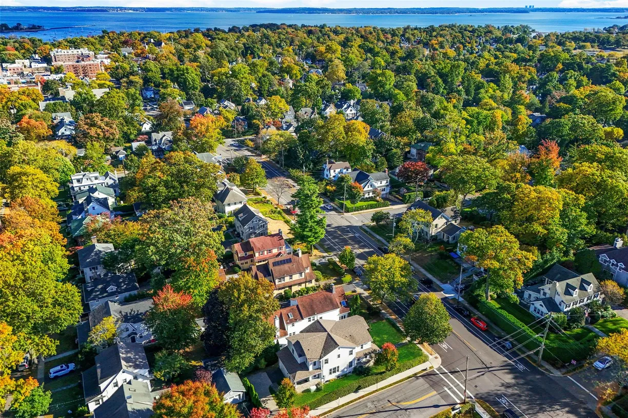 Westchester Real Estate | View 219 Larchmont Avenue | Listing