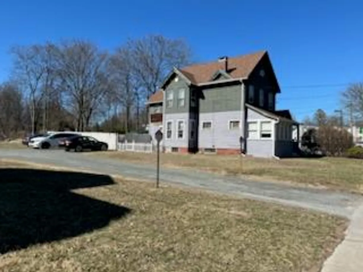 Rockland/Orange/NJ Real Estate | View 207 E Main Street | 4 Beds, 1 Bath