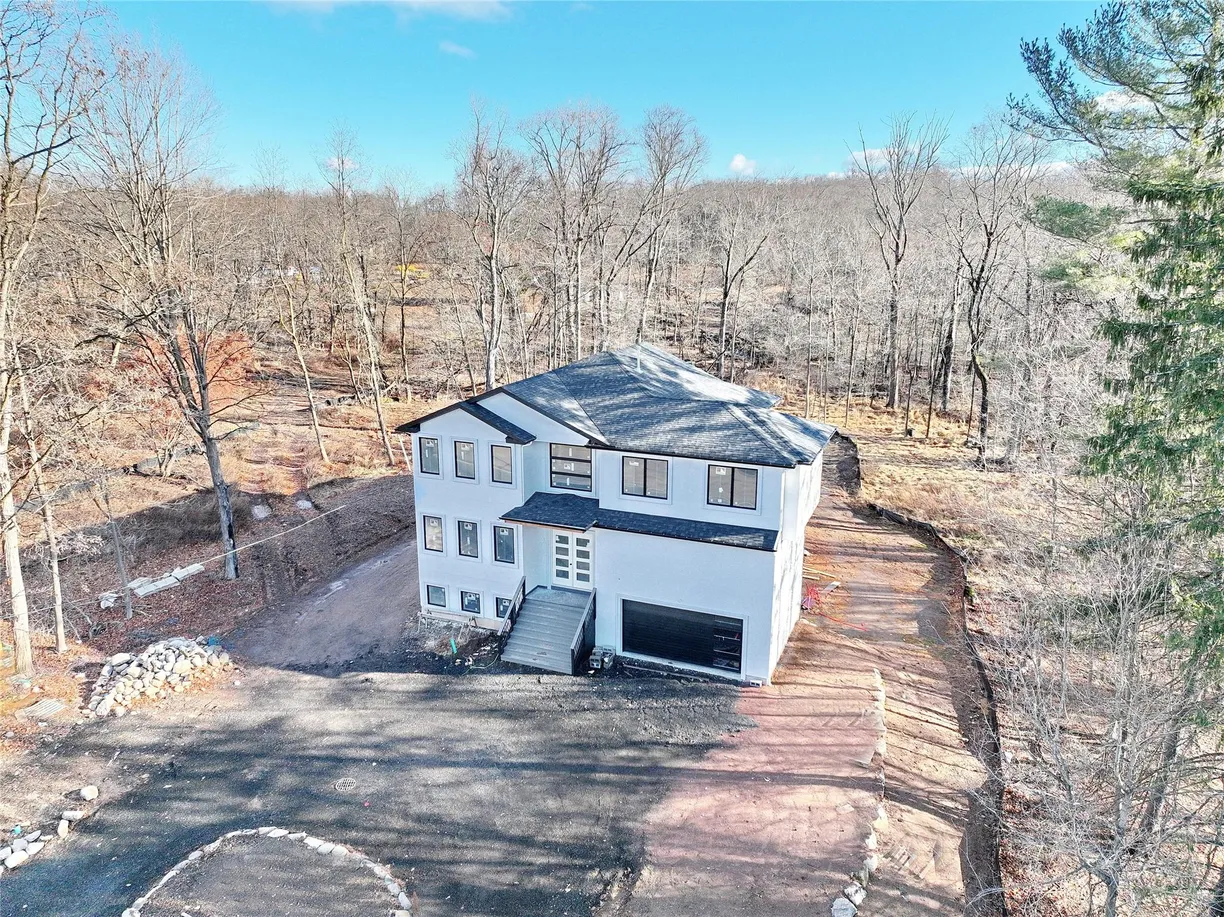 Rockland/Orange/NJ Real Estate | View  | Listing