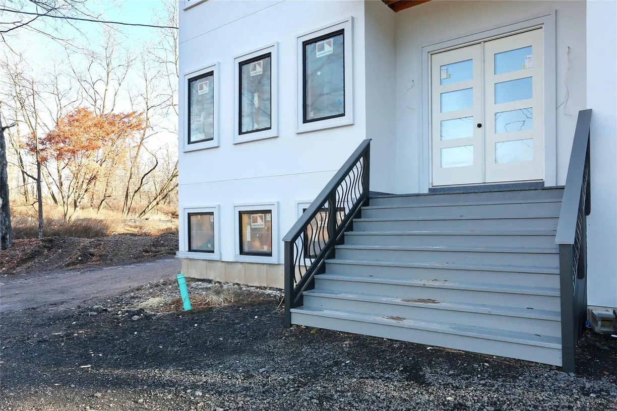Rockland/Orange/NJ Real Estate | View  | Listing