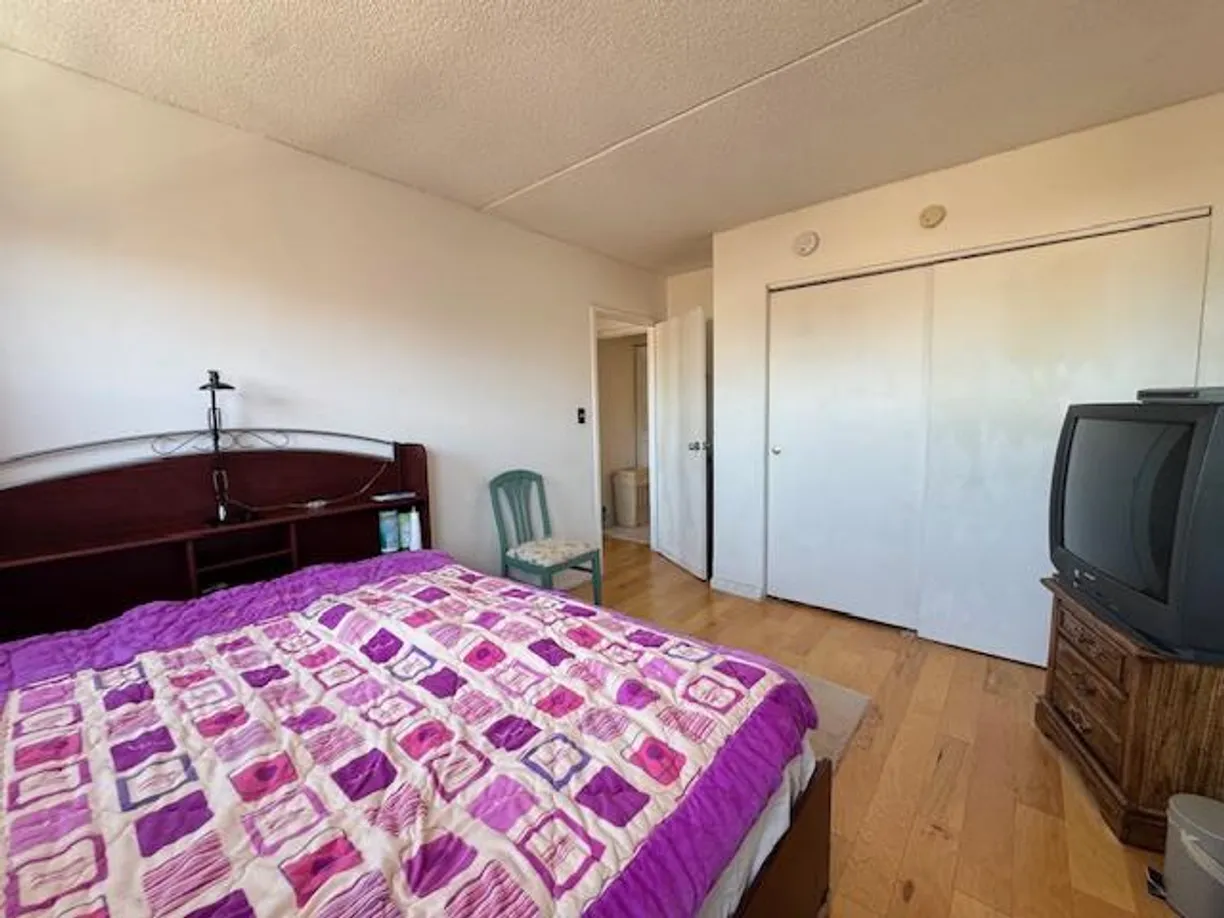 New York City Real Estate | View 47-35 41st Street, 6B | Listing