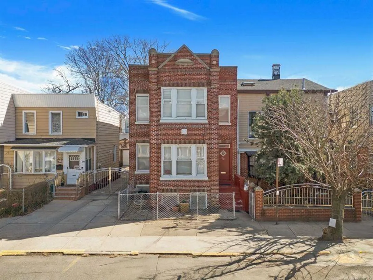 New York City Real Estate | View 75 Autumn Avenue