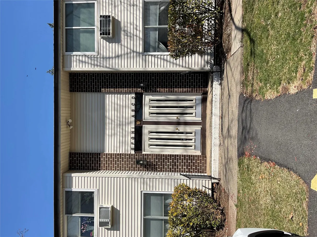 Rockland/Orange/NJ Real Estate | View 9 Blue Hill Commons, B | 1 Bed, 1 Bath