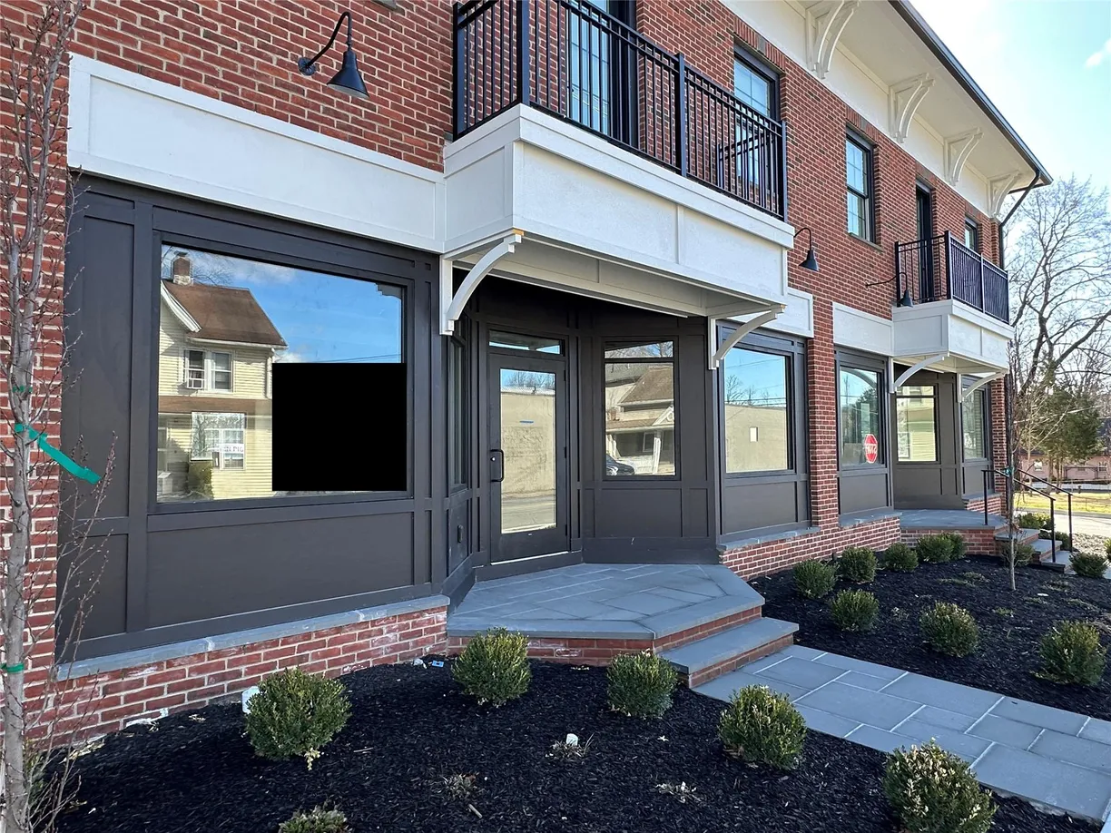 Rockland/Orange/NJ Real Estate | View 13 Forester Avenue, Retail 3