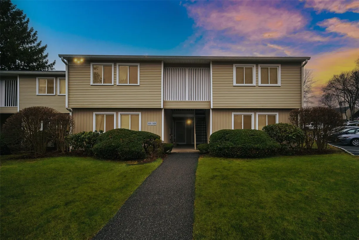 Westchester Real Estate | View 507 High Meadow Lane | 2 Beds, 1 Bath