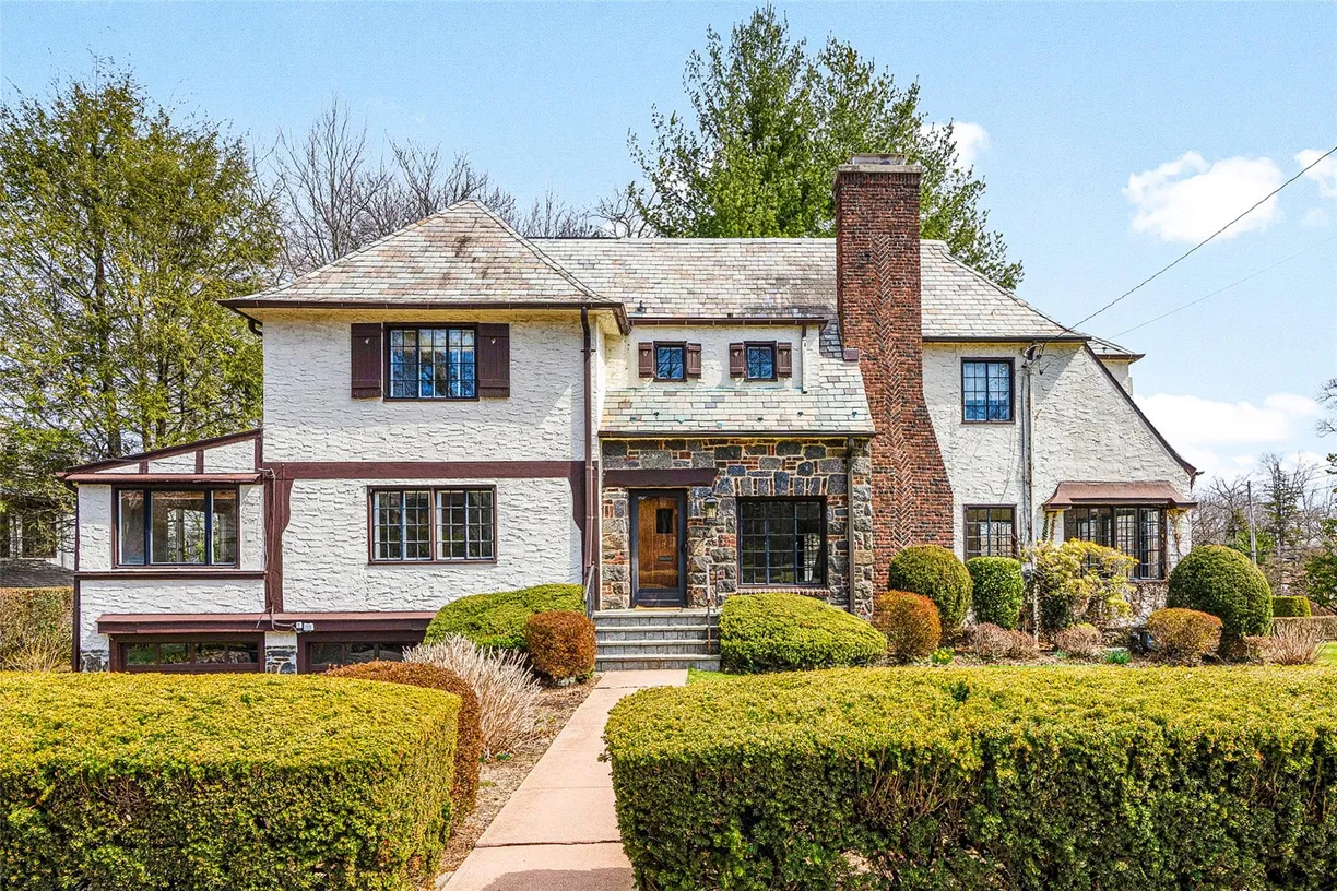 Westchester Real Estate | View 1 Highwood Avenue | 5 Beds, 3 Baths