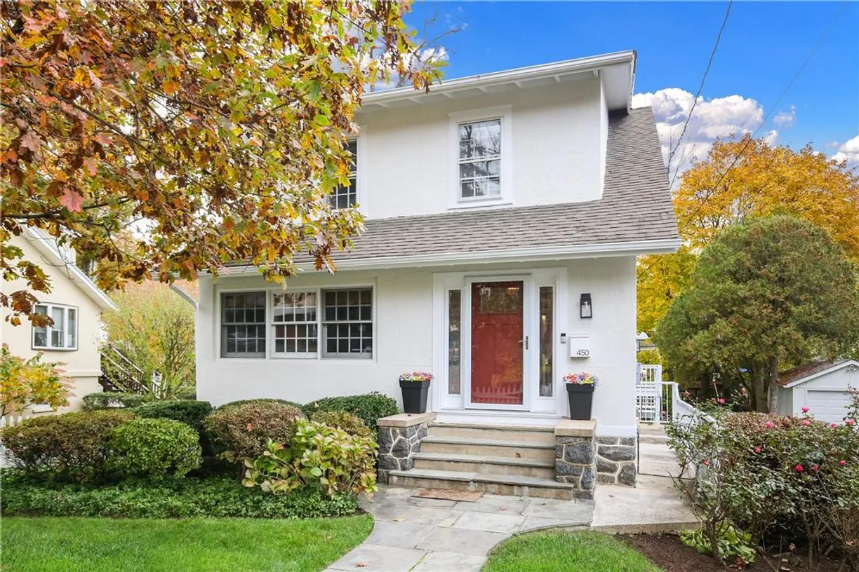 Westchester Real Estate | View 450 Weaver Street | 3 Beds, 1 Bath