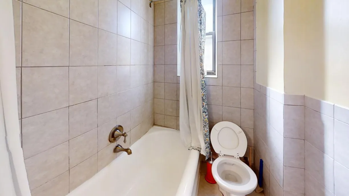 Westchester Real Estate | View 663 Locust Street, 5-G | 1 Bed, 1 Bath