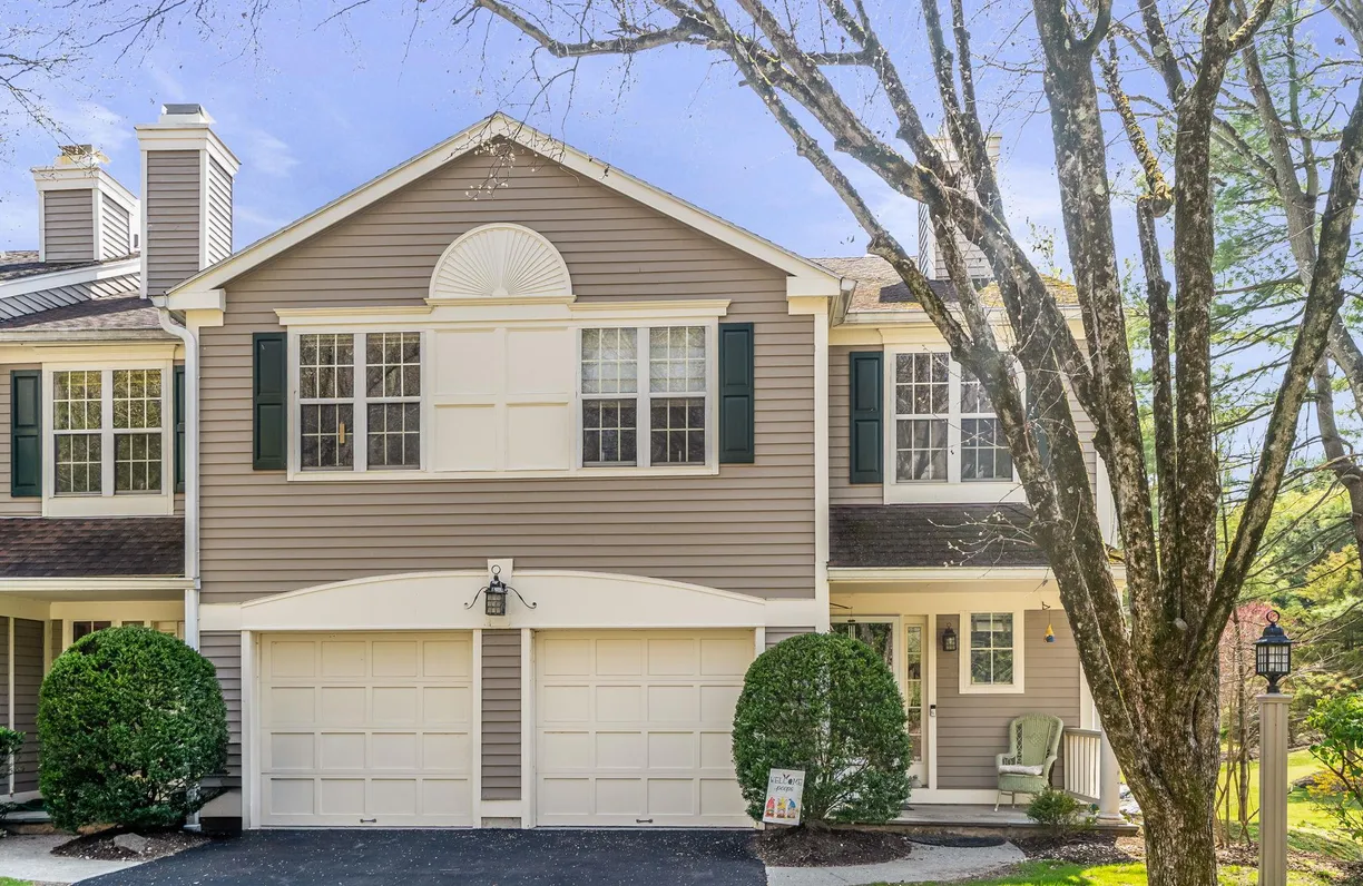 Westchester Real Estate | View 301 Pondside Drive | 3 Beds, 2 Baths
