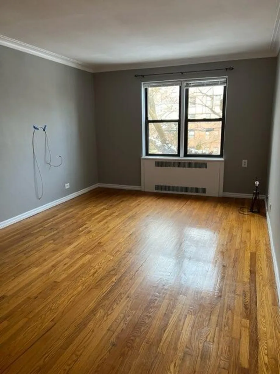 Westchester Real Estate | View 2 Greenridge Avenue, 2E | Listing